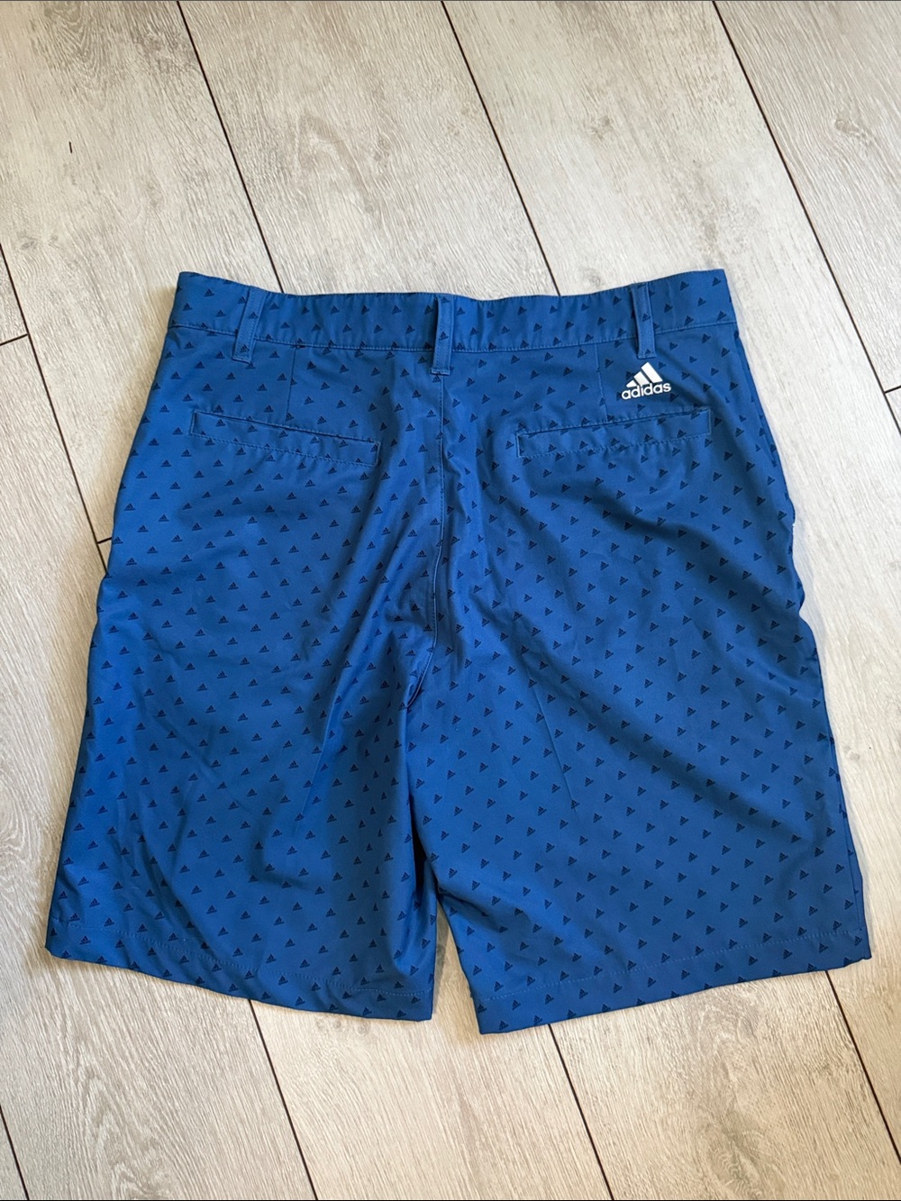 Men's 32” Waist - 4 pair of Shorts - Picture 13 of 13
